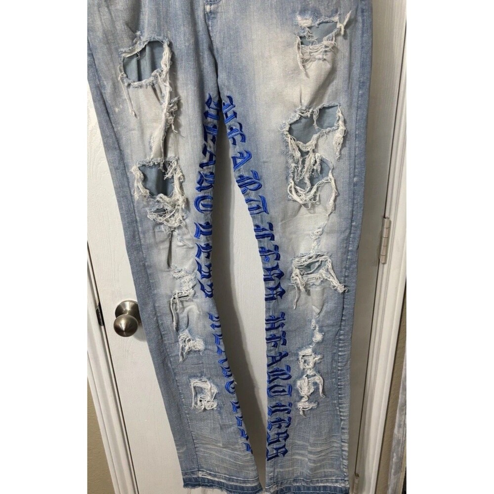 Focus Jeans Men’s Size 36 X 38 Light Blue Very Distressed Style Lined Grunge